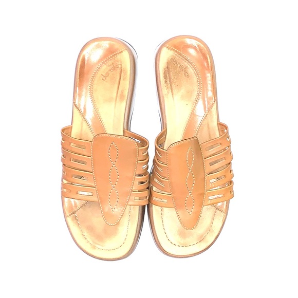 Sold! - Picture 5 of 8